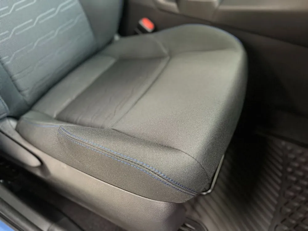 2022 Toyota RAV4 Hybrid SE Cavalry Blue 18